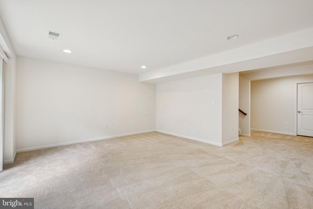 55 TAYLORS HILL WAY