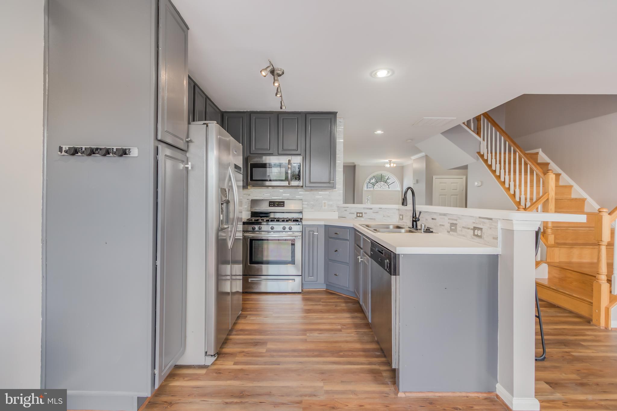 405 HATCHERS RUN COURT