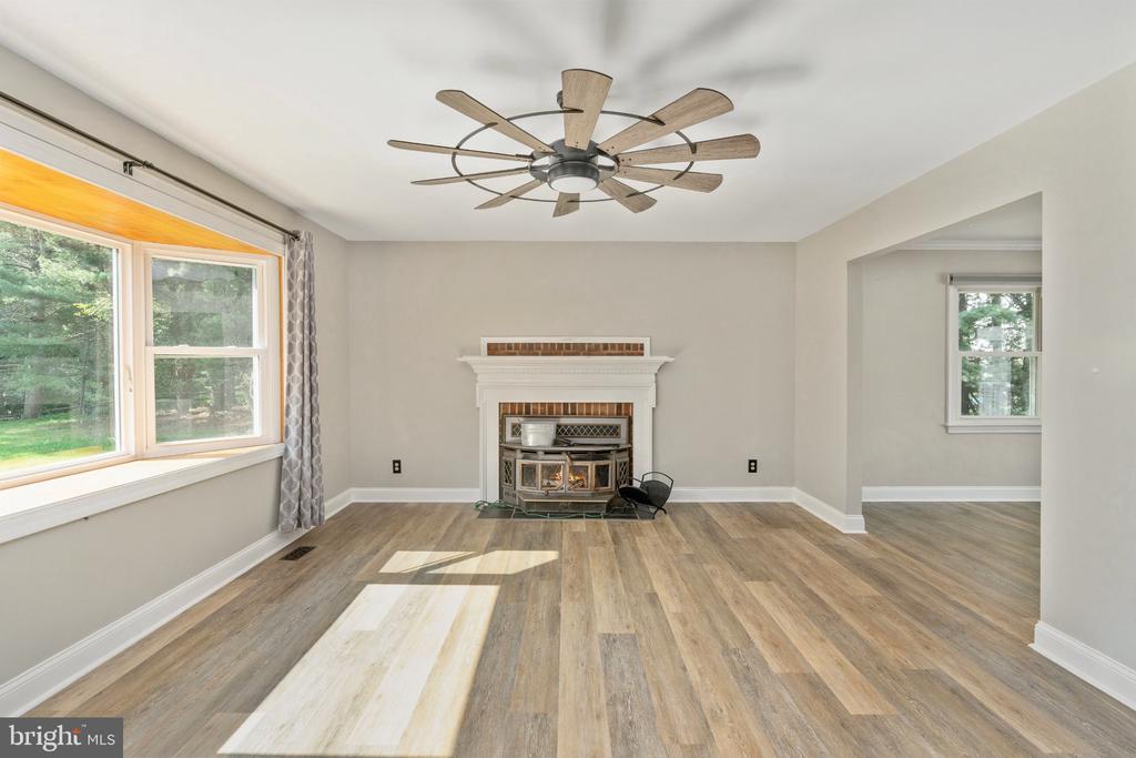 31 APACHE LANE