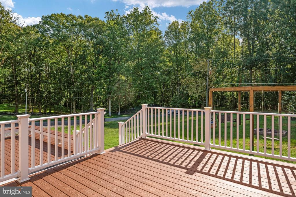 31 APACHE LANE