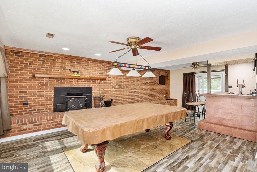 31 APACHE LANE