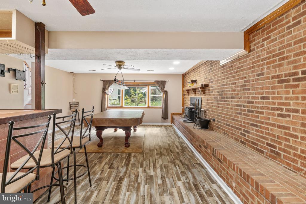 31 APACHE LANE