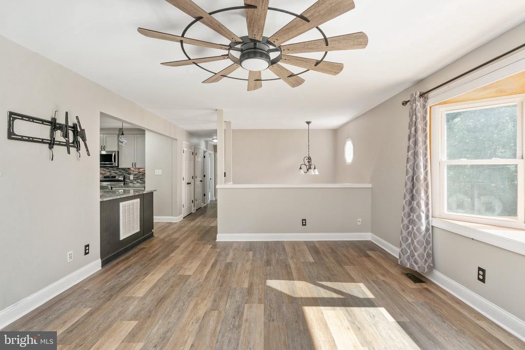 31 APACHE LANE