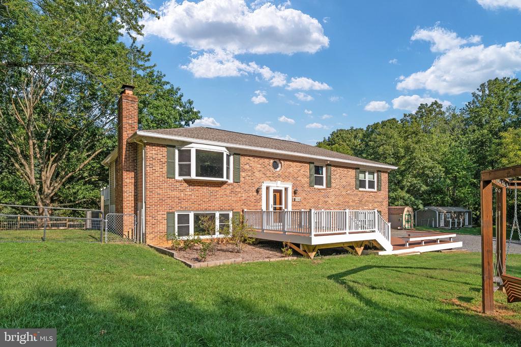 31 APACHE LANE