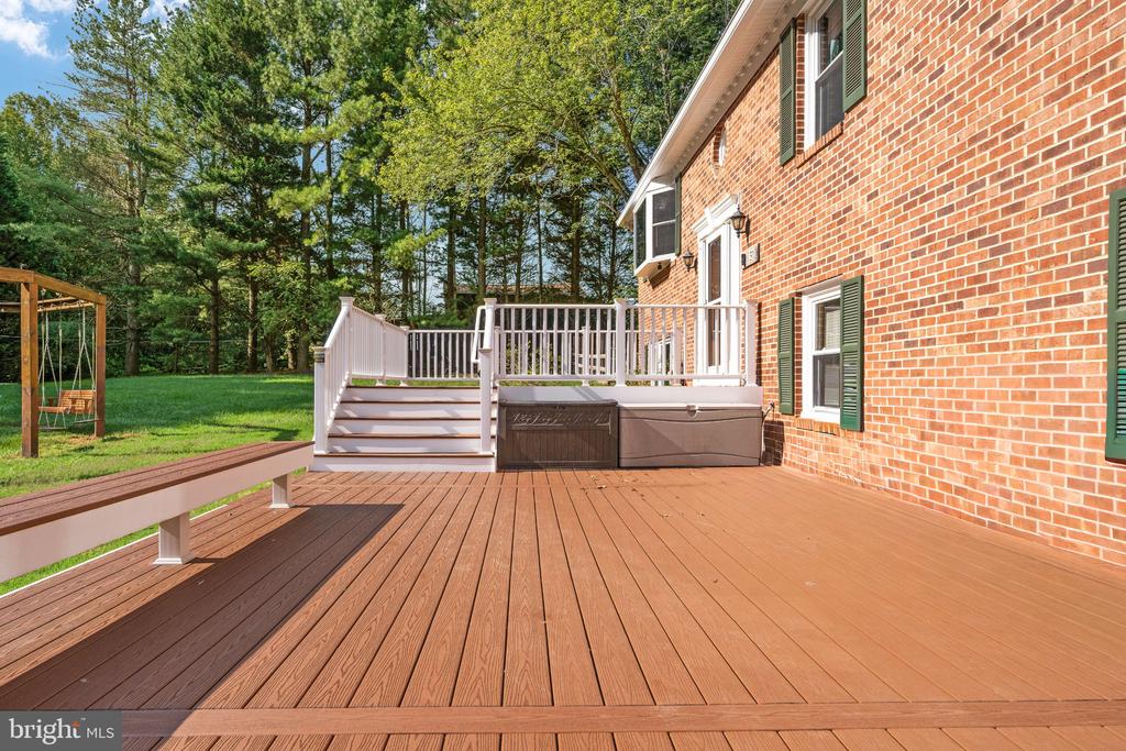 31 APACHE LANE