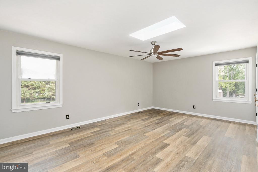 31 APACHE LANE