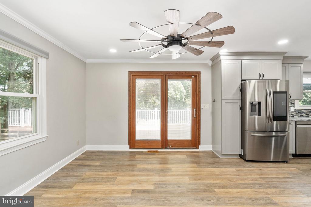31 APACHE LANE