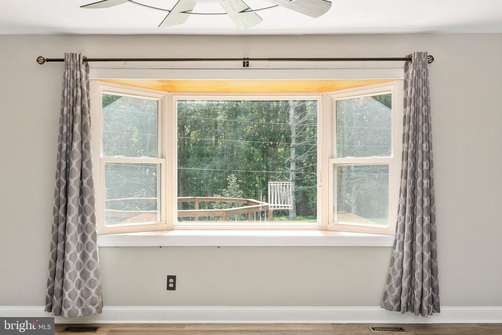 31 APACHE LANE