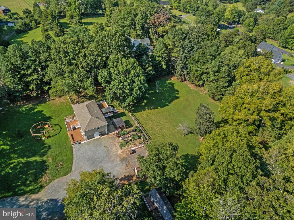 31 APACHE LANE