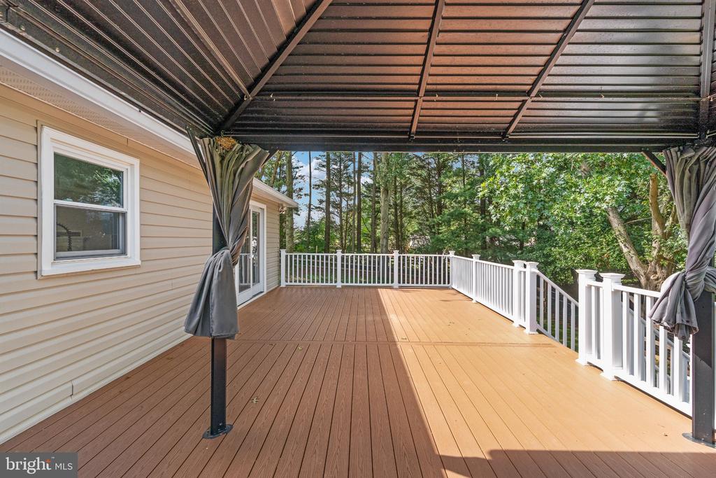 31 APACHE LANE
