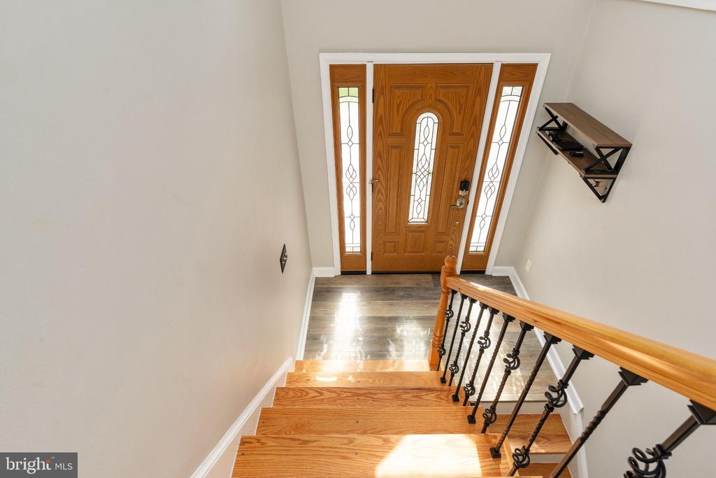 31 APACHE LANE