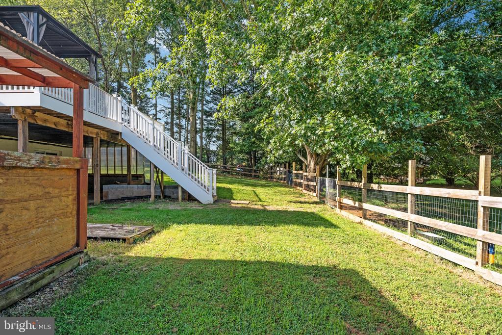 31 APACHE LANE