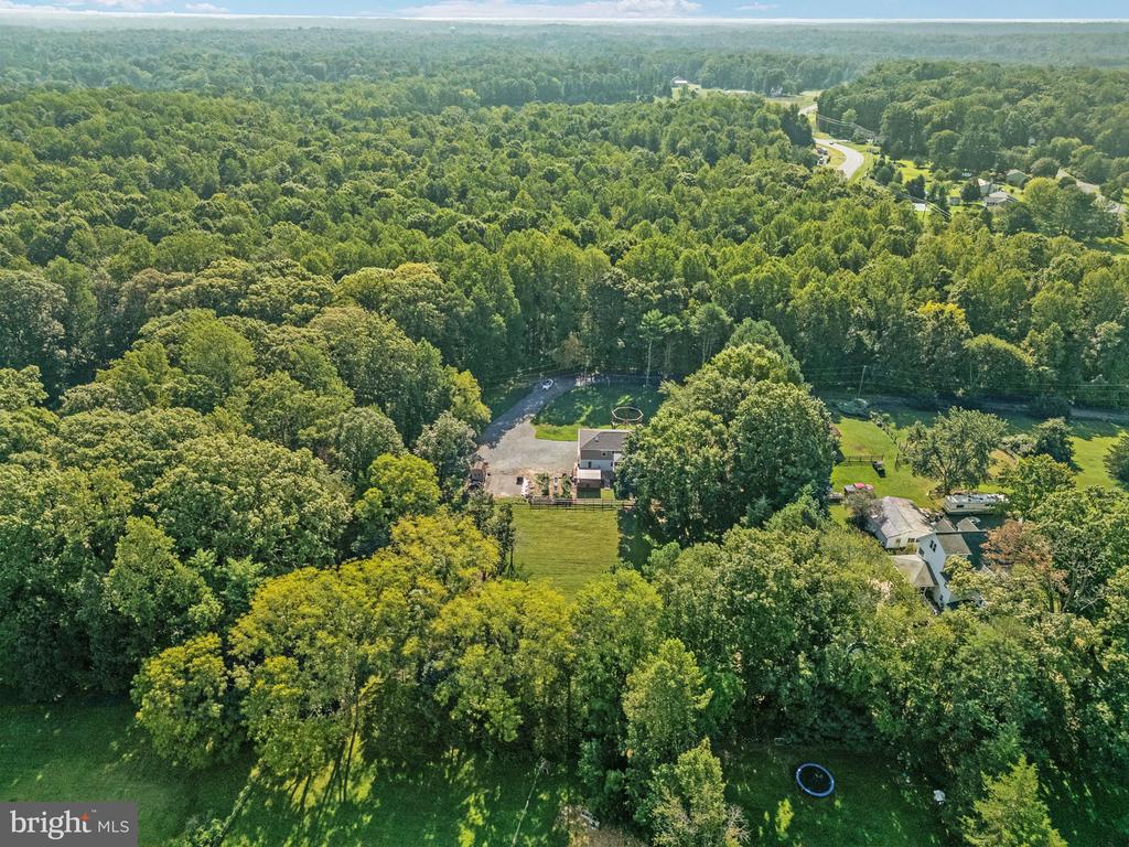 31 APACHE LANE
