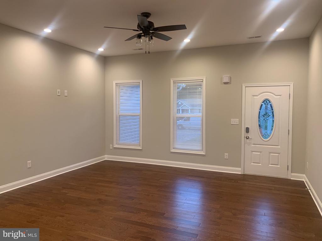 283 WOODLAND DRIVE