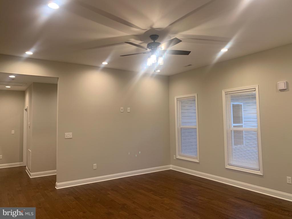 283 WOODLAND DRIVE