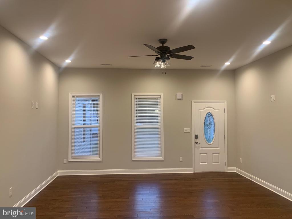 283 WOODLAND DRIVE