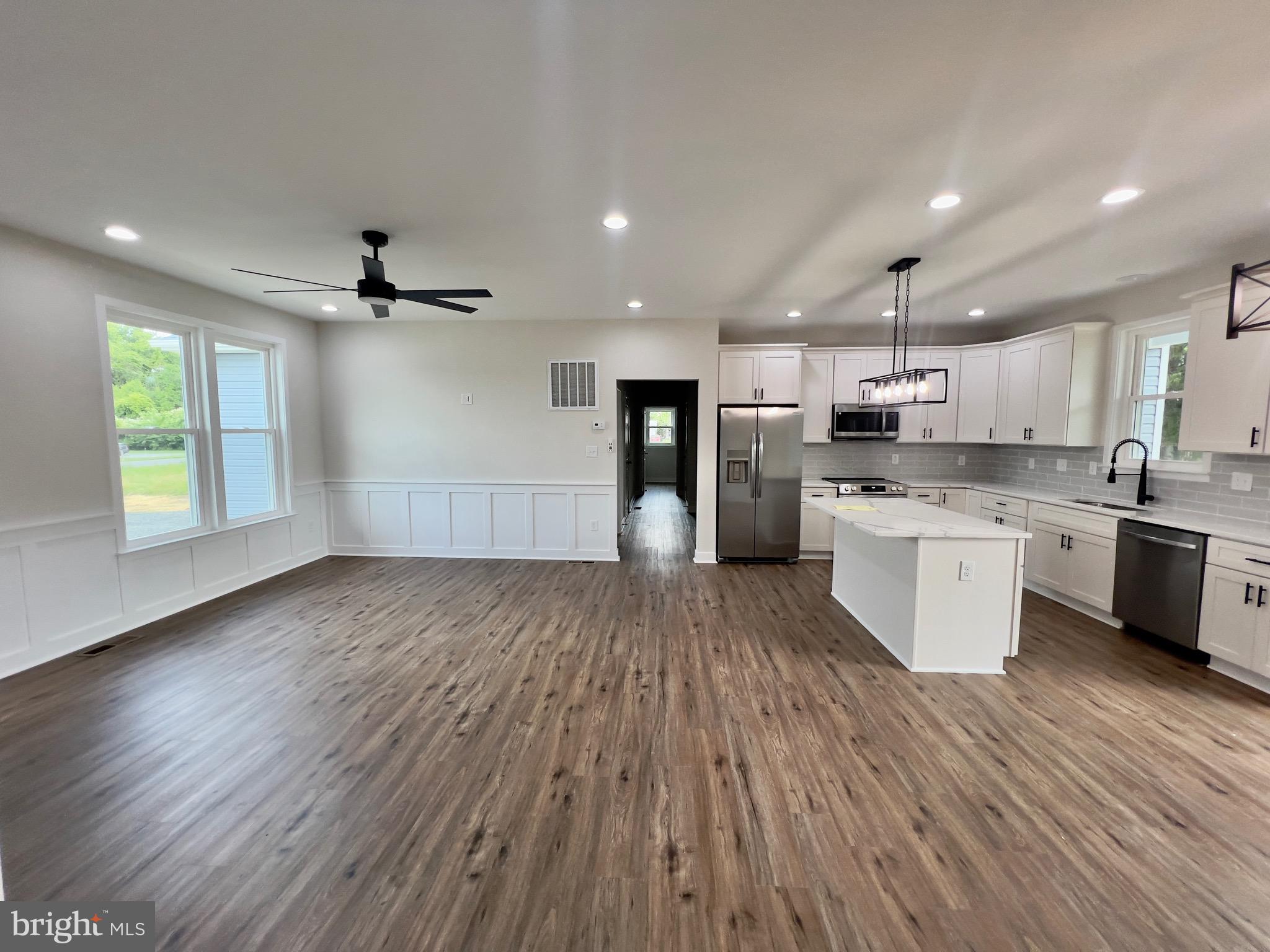 38 WEST POTOMAC DRIVE