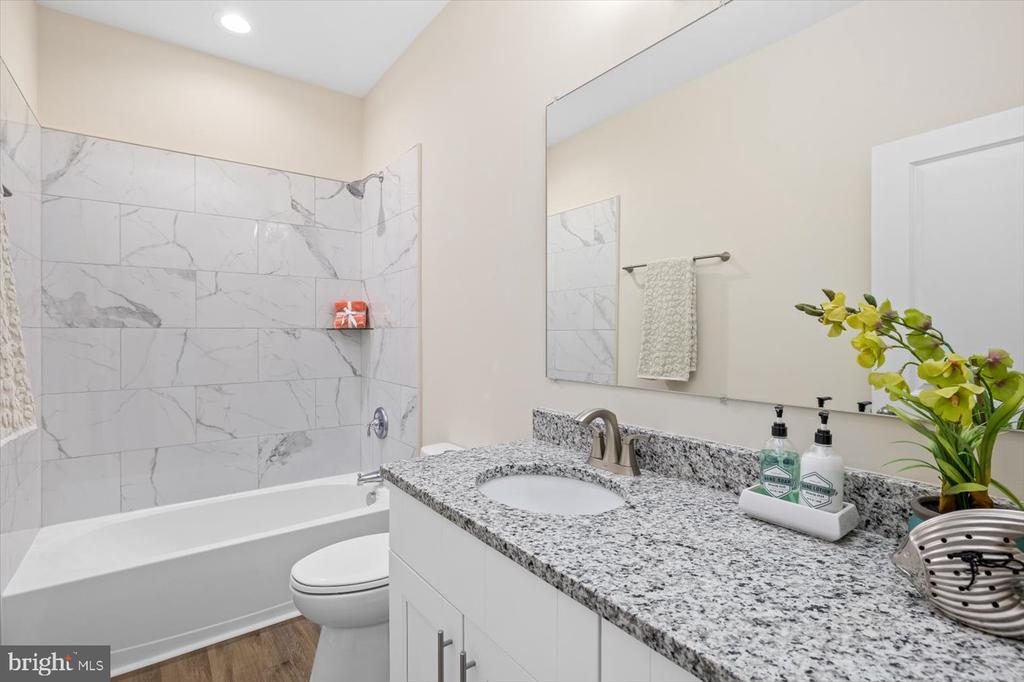 1419 S. GLEBE ROAD