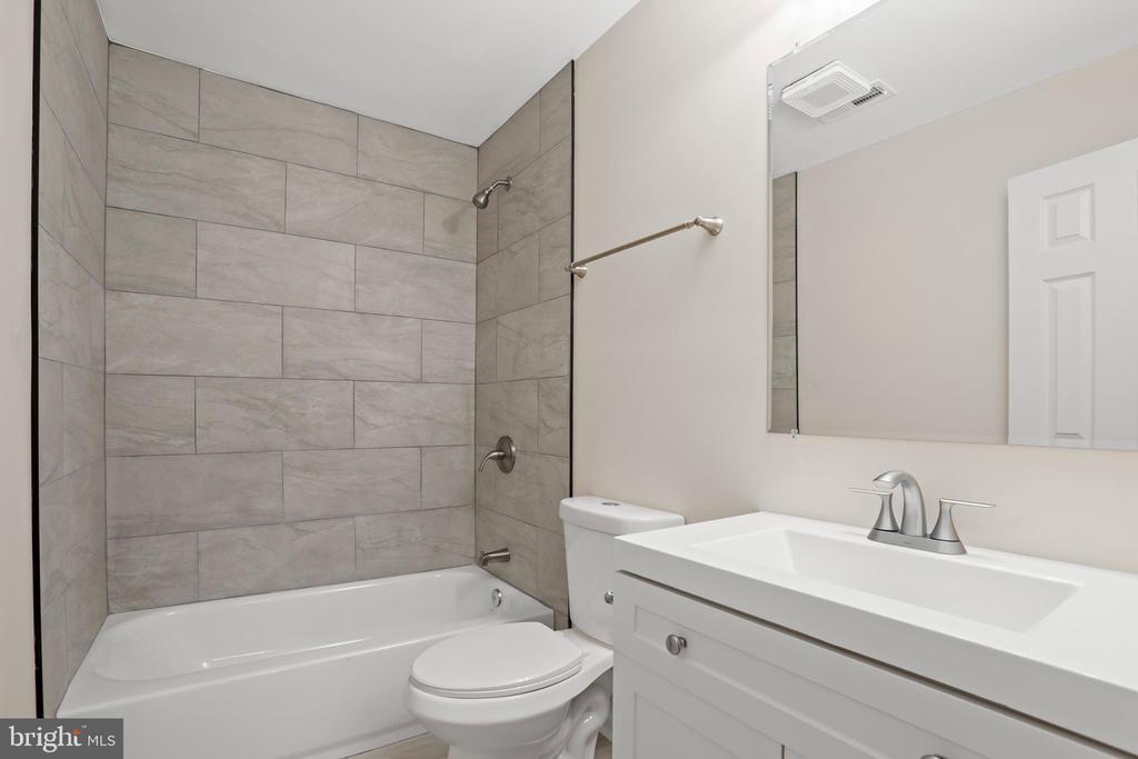1003 CEDAR HILL ROAD