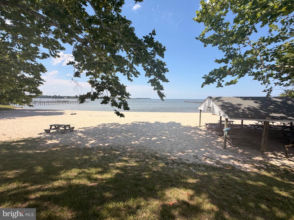 59 W POTOMAC DRIVE