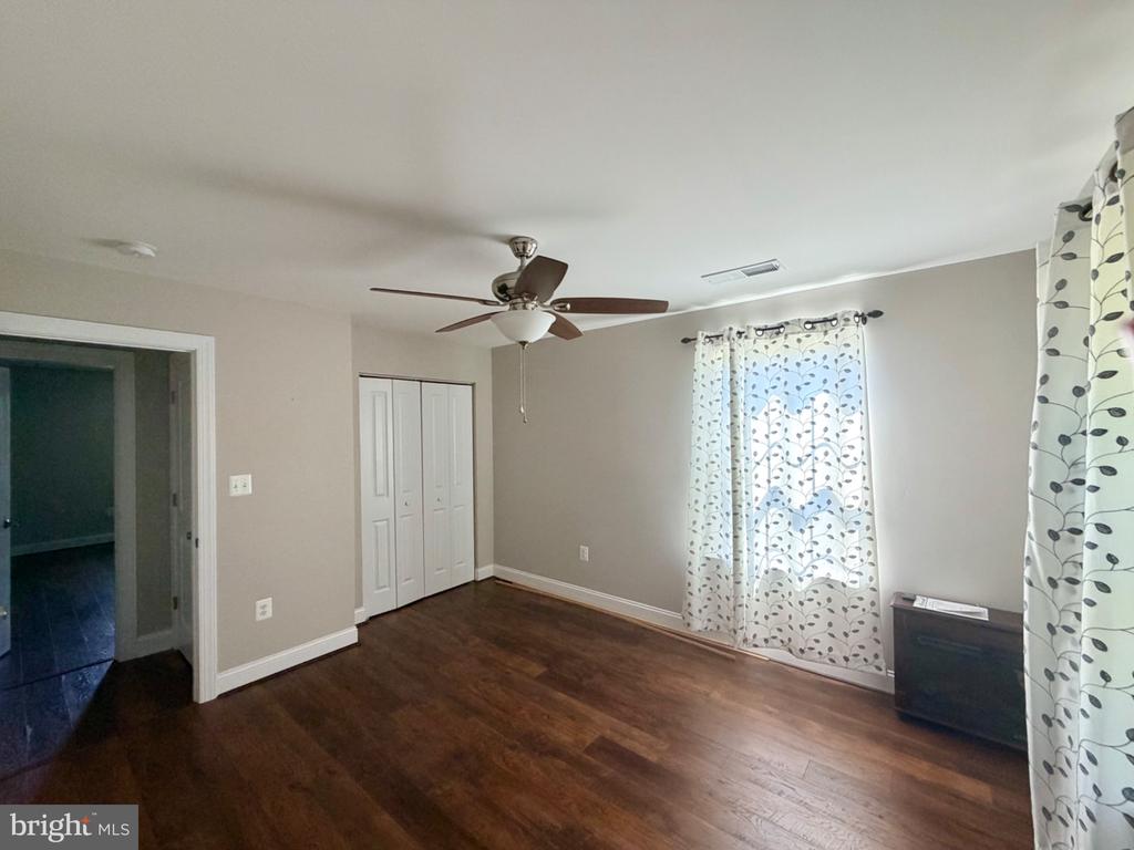 59 W POTOMAC DRIVE