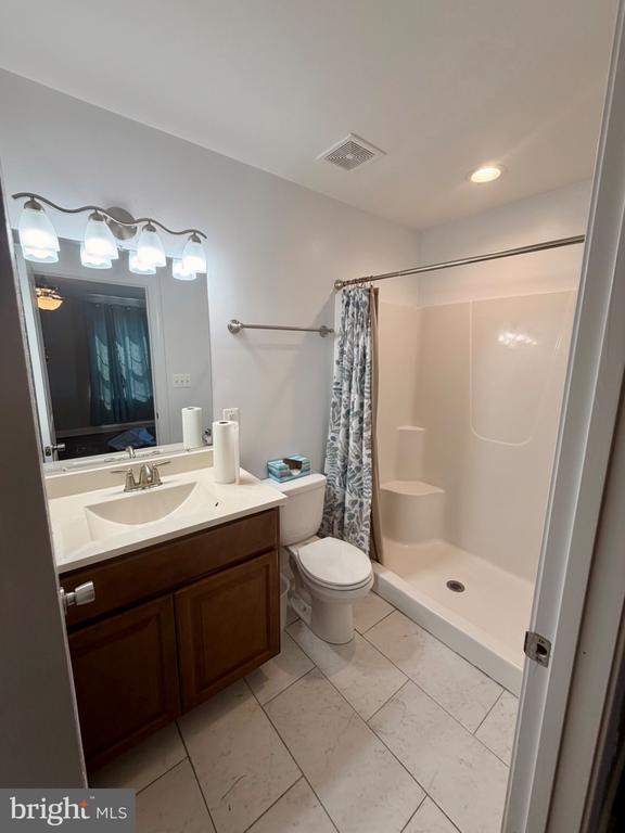 59 W POTOMAC DRIVE
