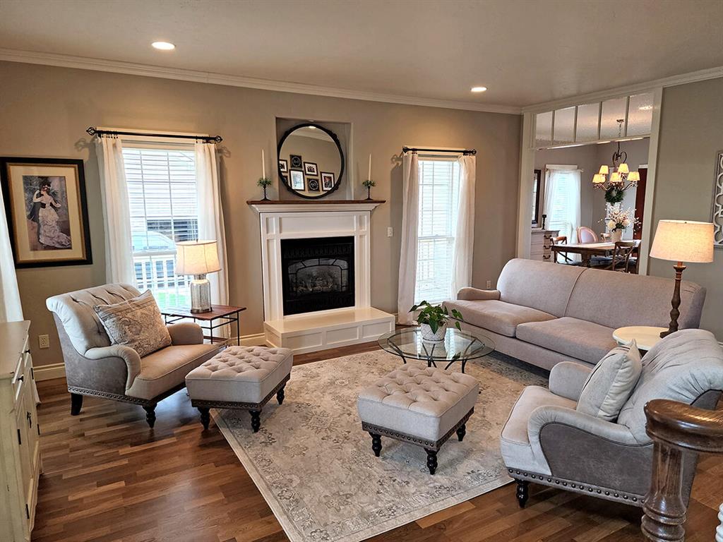 266 W Bowman Drive
