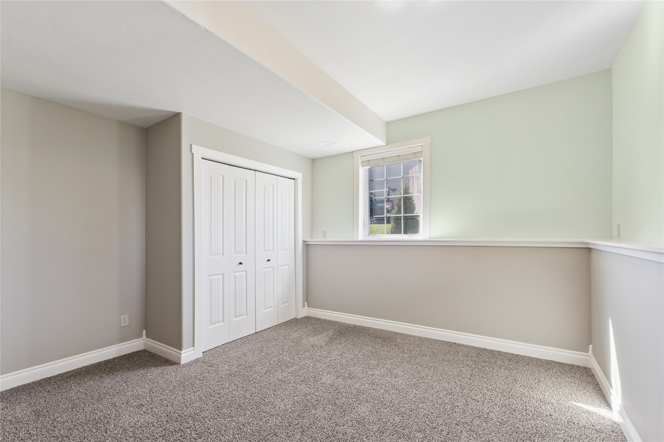 266 W Bowman Drive