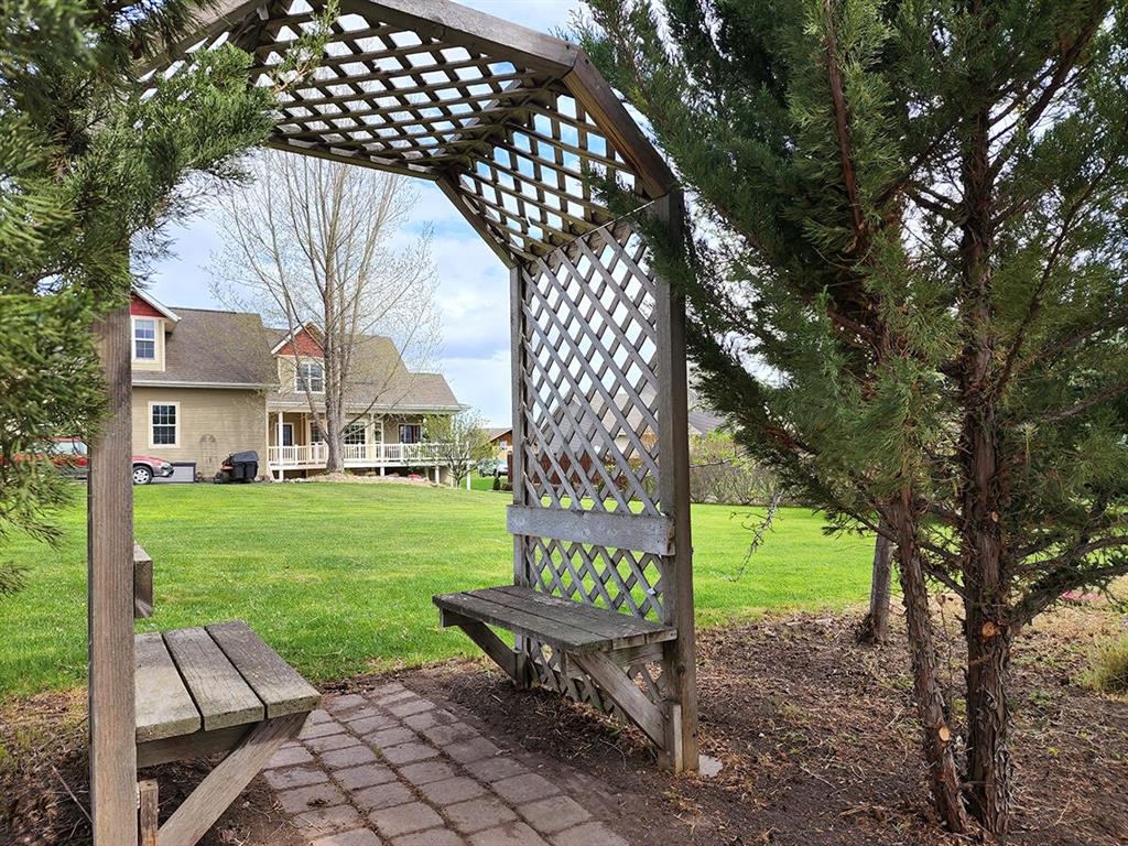 266 W Bowman Drive