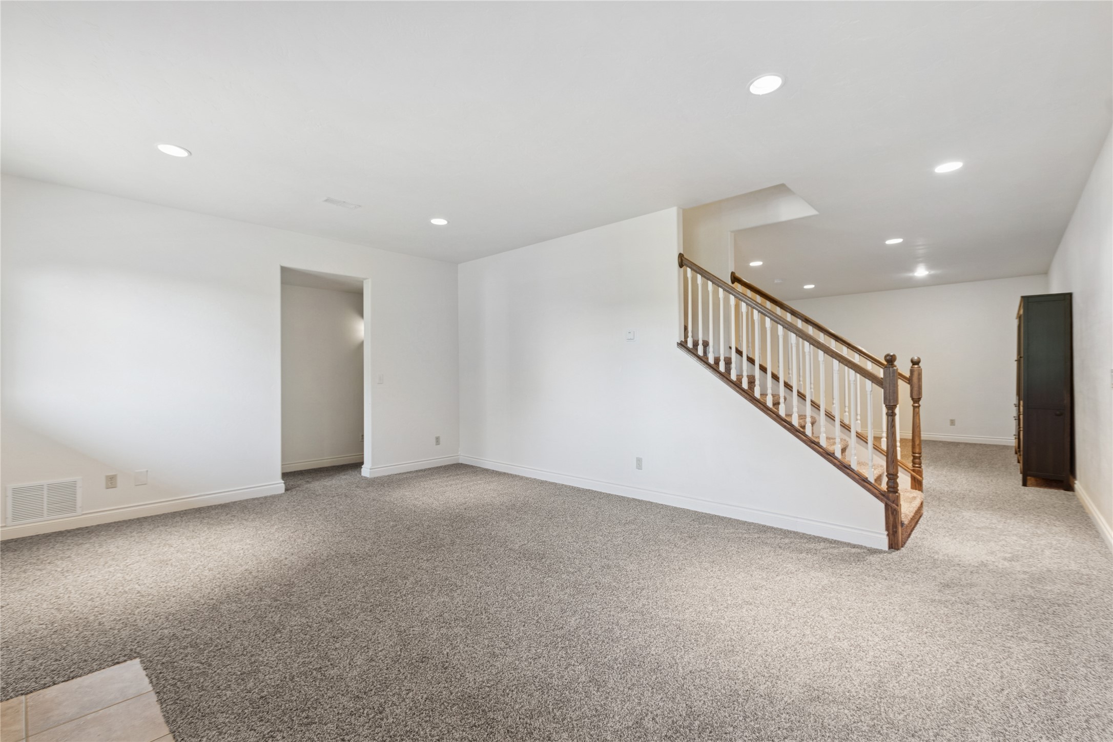 266 W Bowman Drive