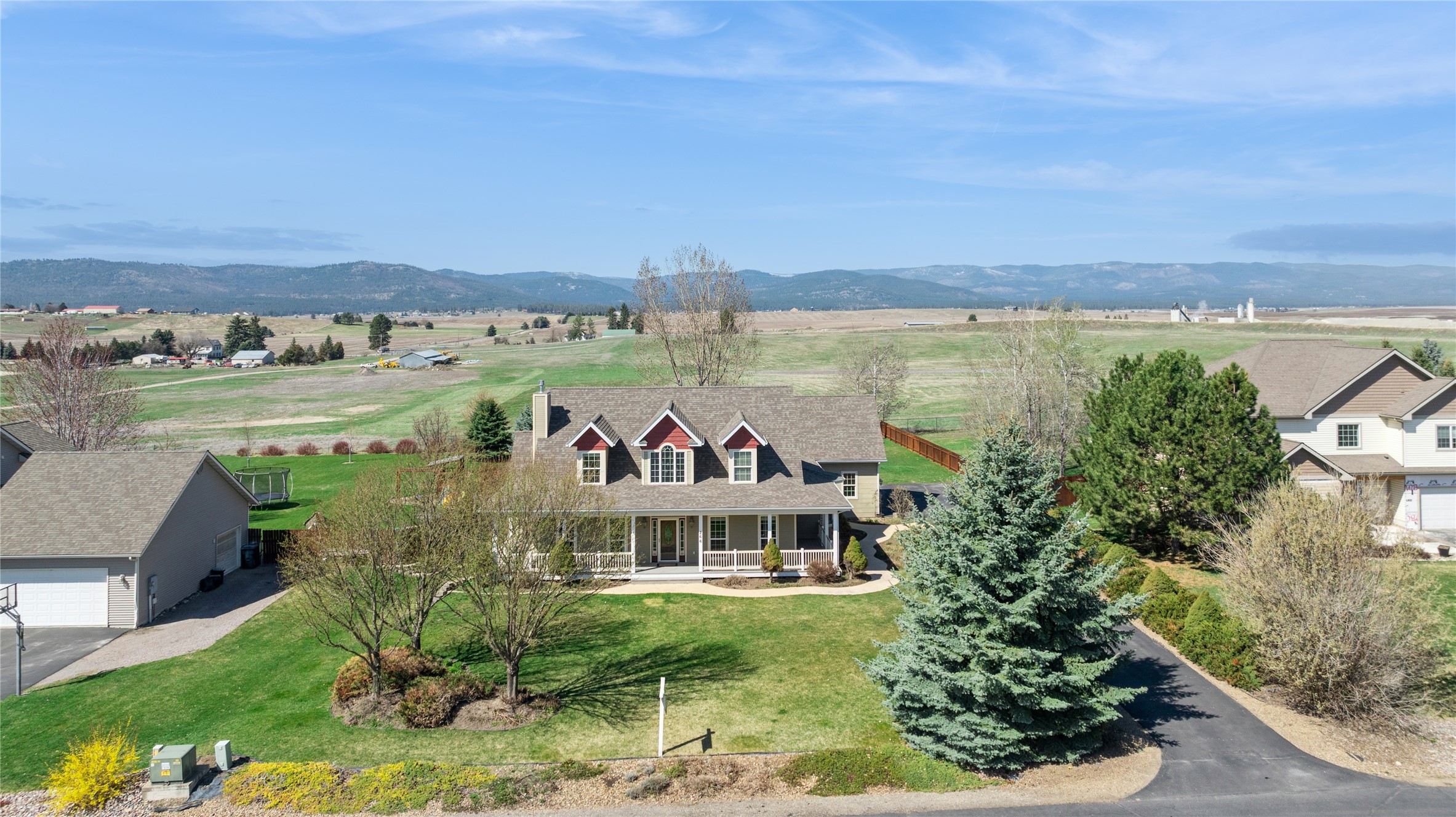 266 W Bowman Drive