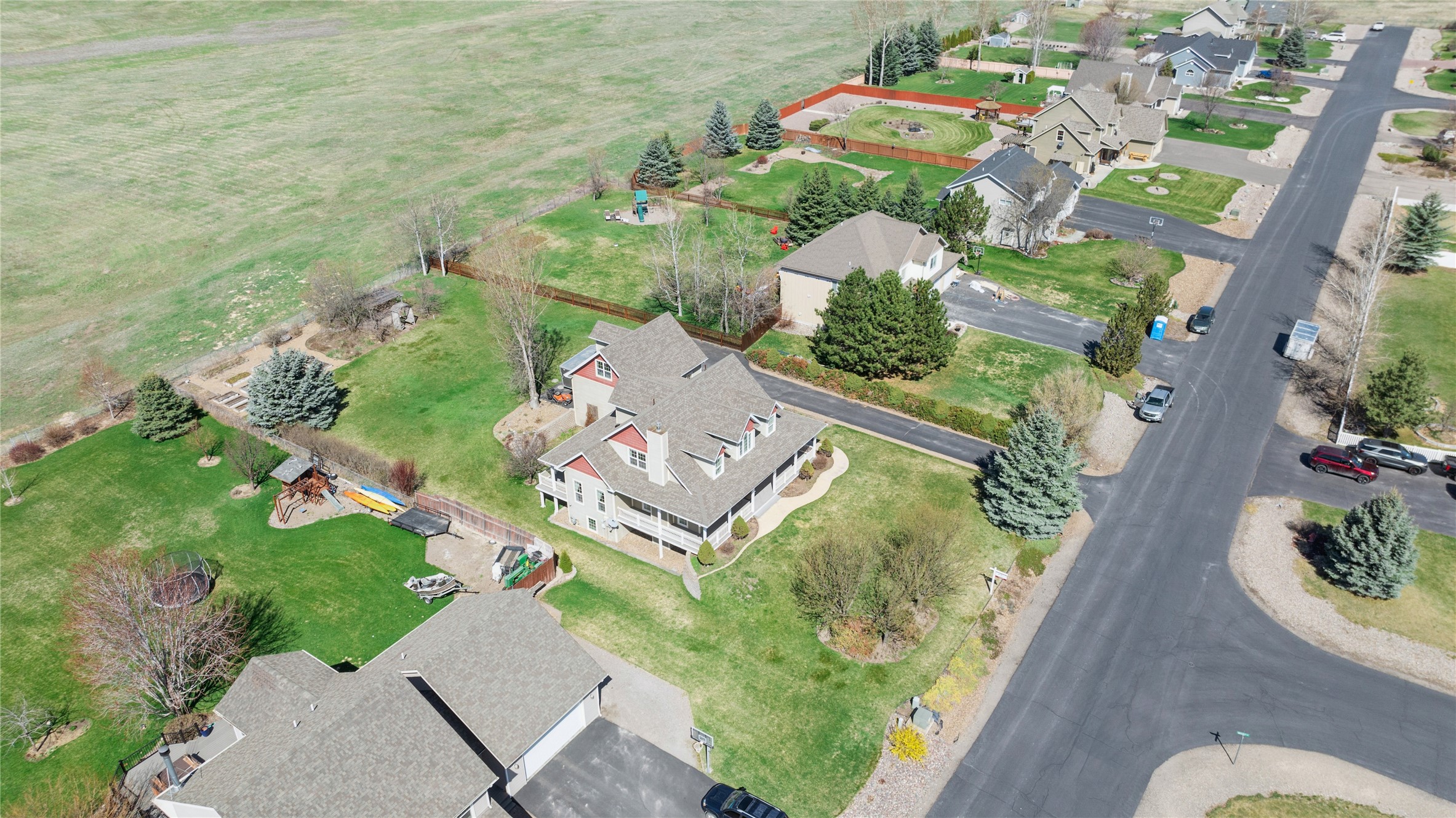 266 W Bowman Drive