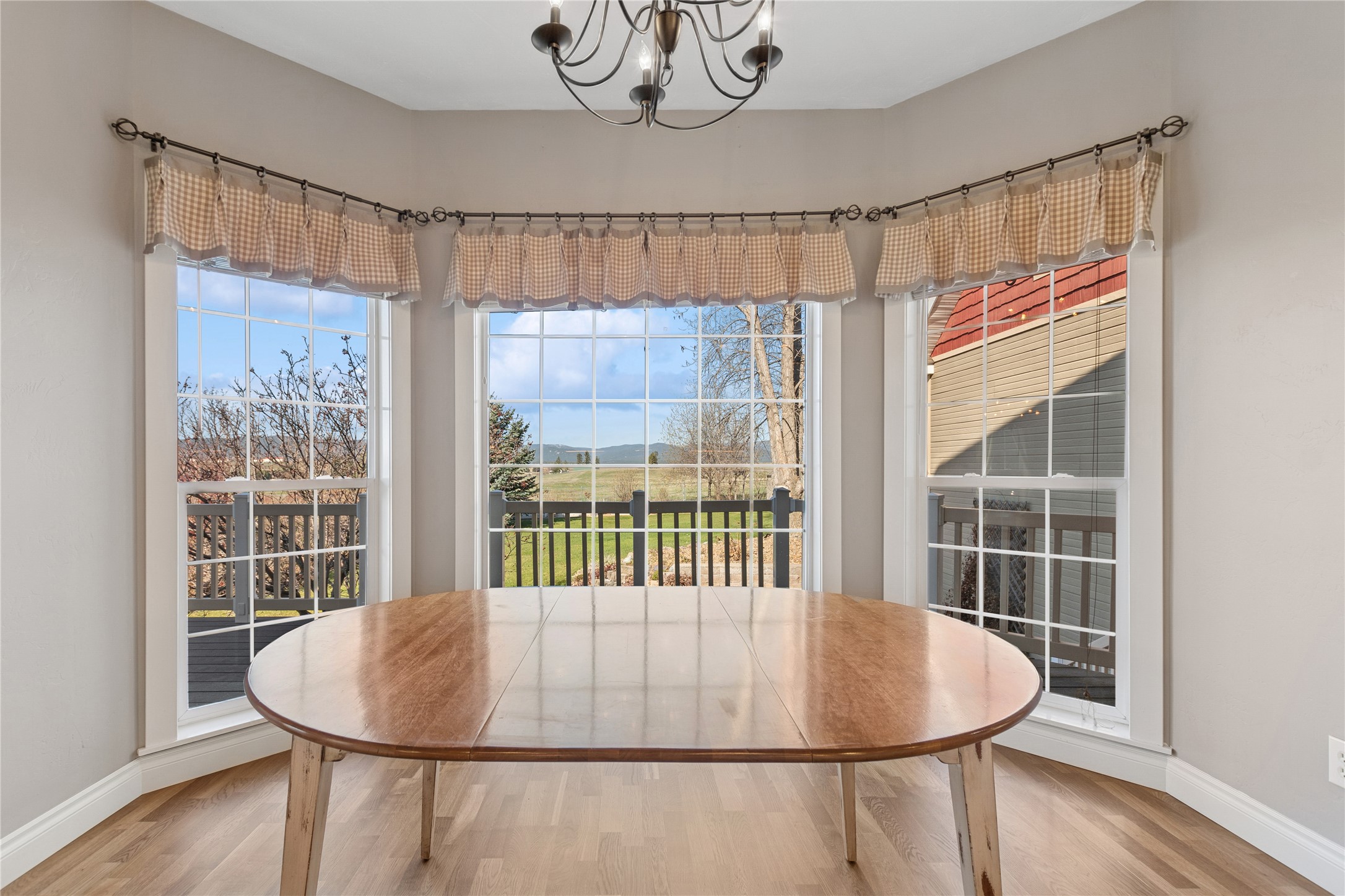 266 W Bowman Drive