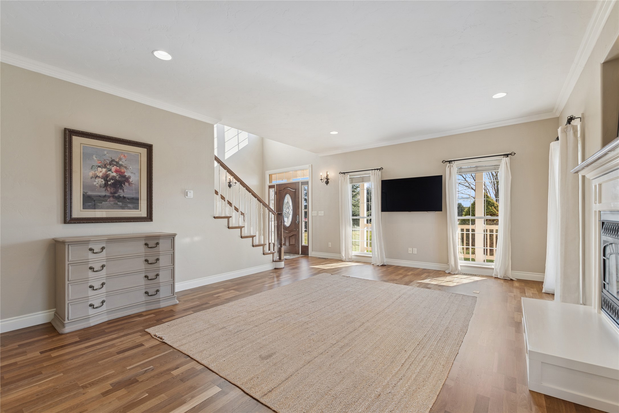 266 W Bowman Drive
