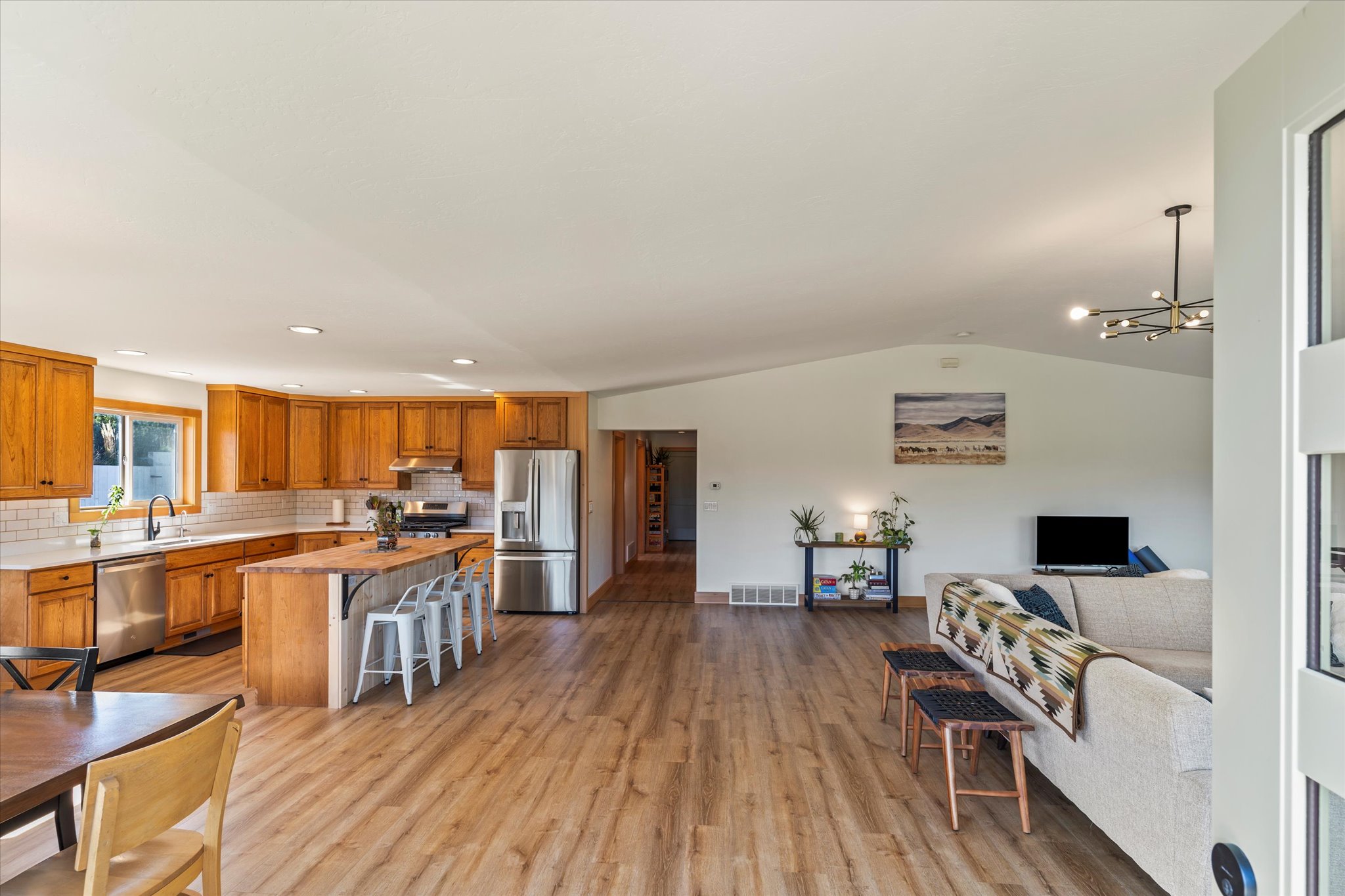 140 Swan River Road