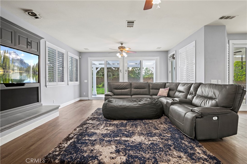 27836 Mariposa Lane