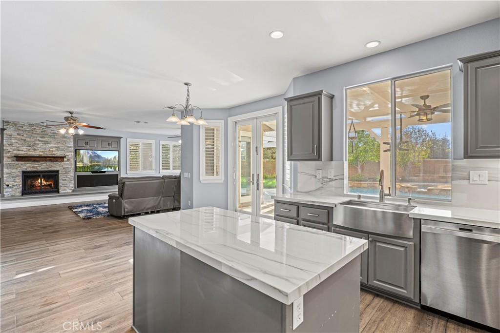 27836 Mariposa Lane