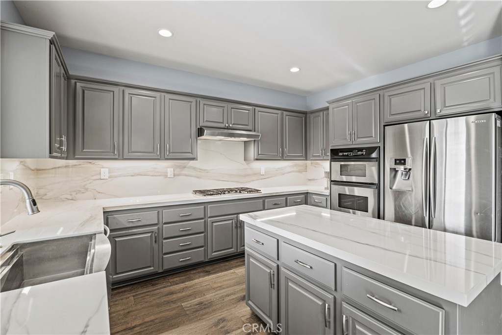 27836 Mariposa Lane