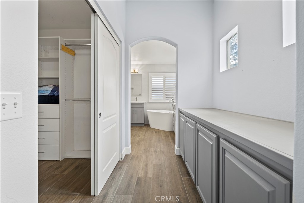 27836 Mariposa Lane