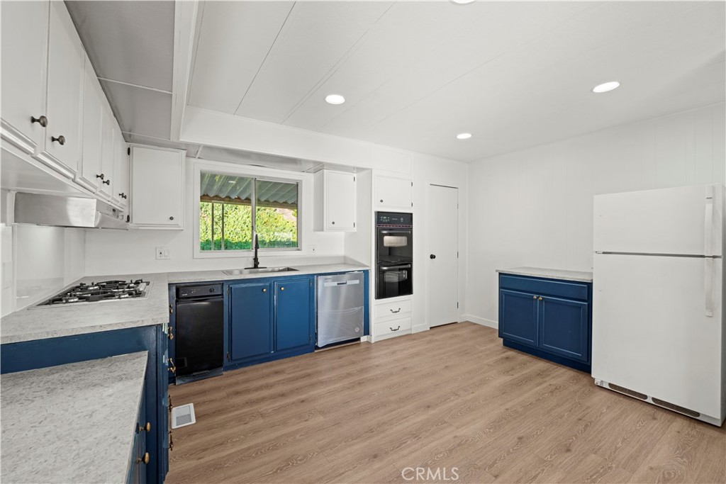 27734 Starlight Lane