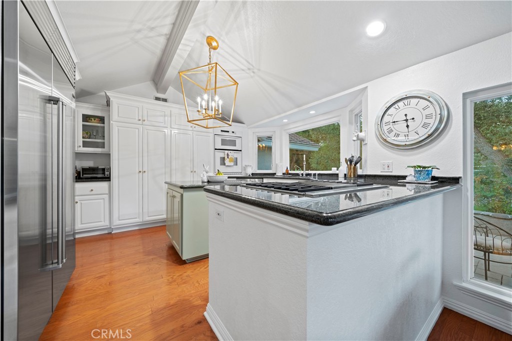 15533 Saddleback Road