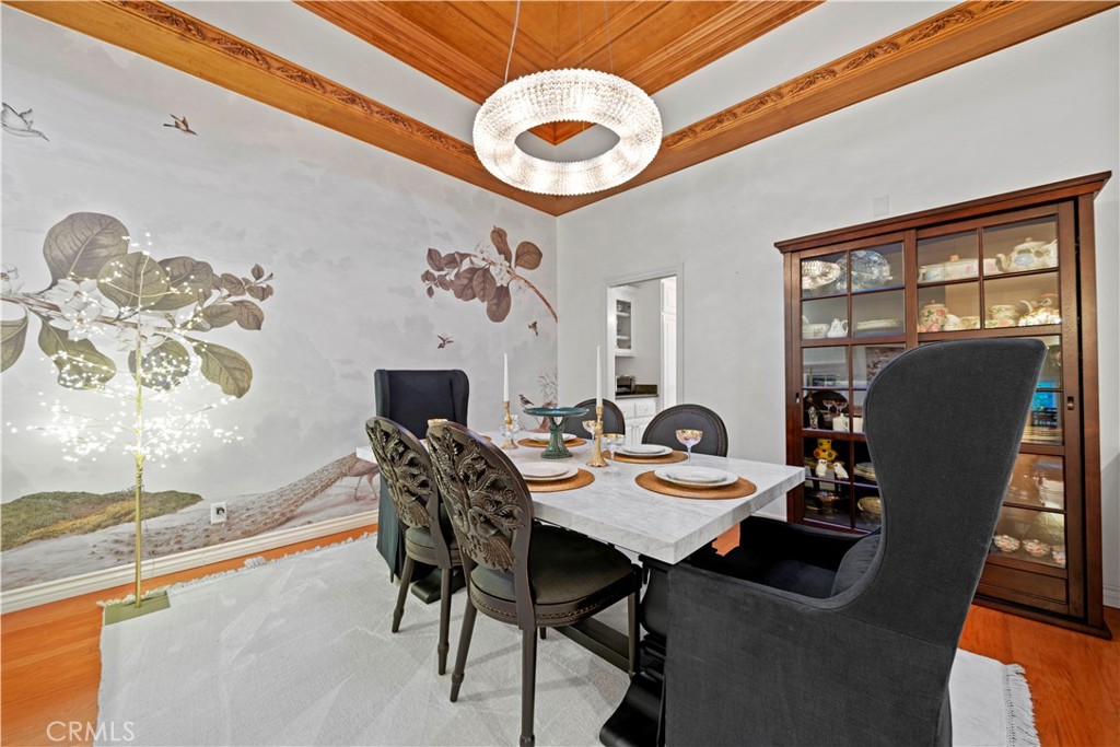 15533 Saddleback Road