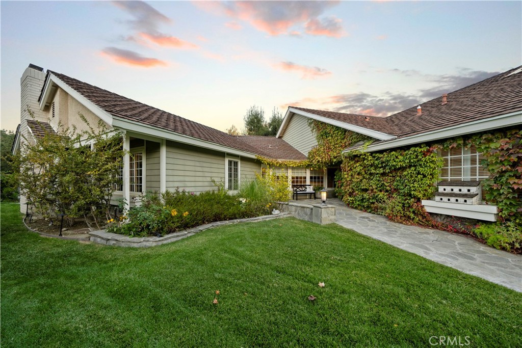 15533 Saddleback Road