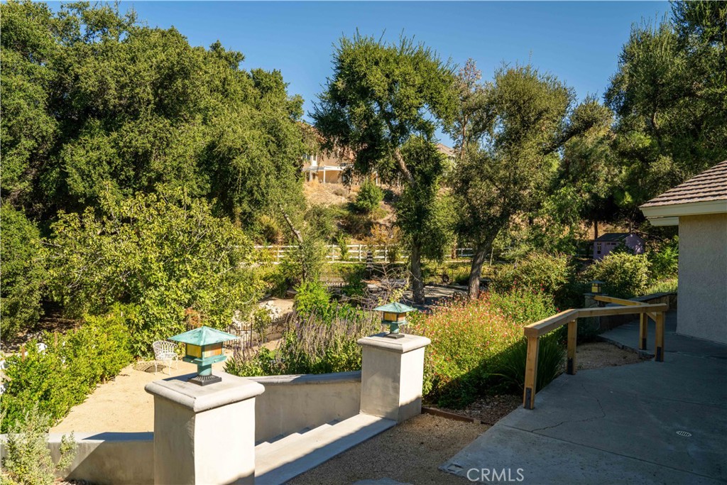 15533 Saddleback Road