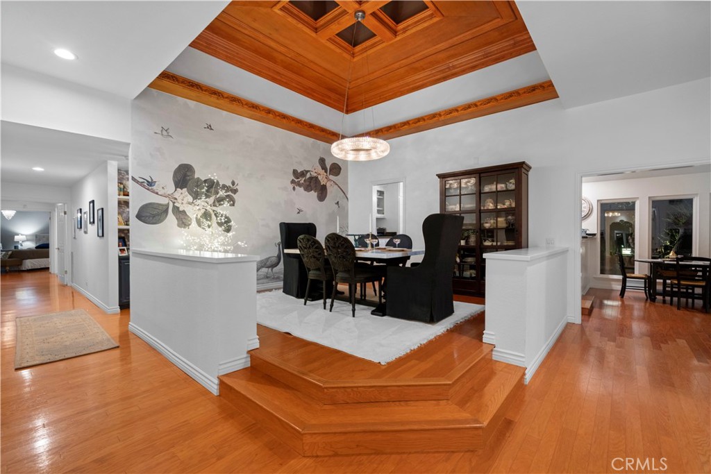 15533 Saddleback Road