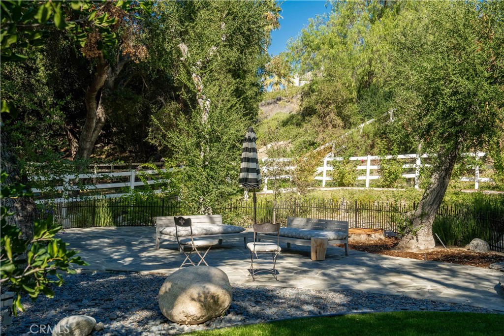 15533 Saddleback Road