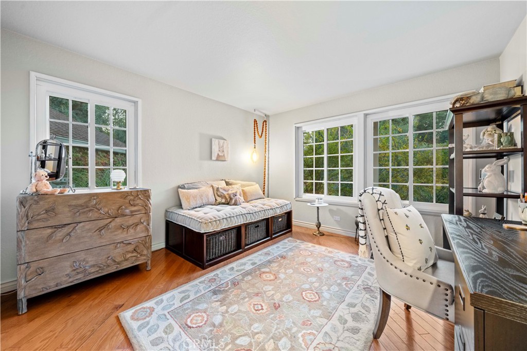 15533 Saddleback Road