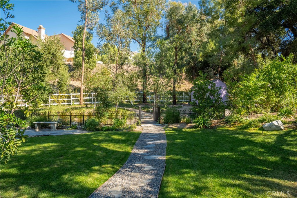 15533 Saddleback Road