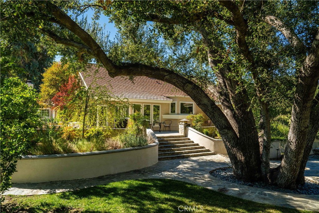 15533 Saddleback Road