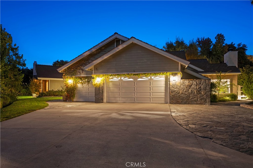 15533 Saddleback Road